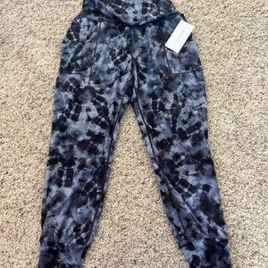 Athleta Salutation Jogger Pants NWT